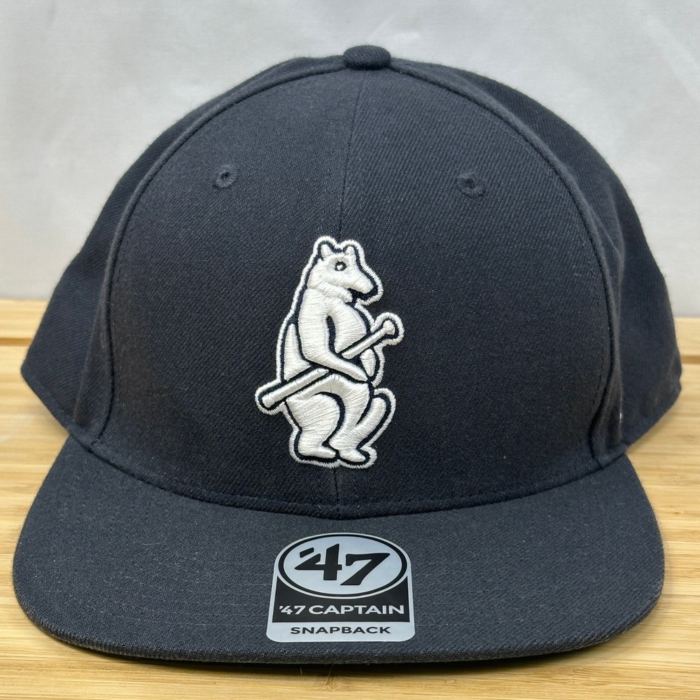 '47 Chicago Cubs MLB Cooperstown Captain Snapback Navy Blue Standing Bear Hat